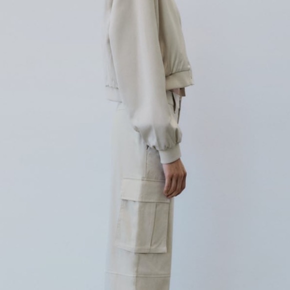 ZARA WOMAN SATIN EFFECT CROP BOMBER SIZE XL SAND NEW WITH TAGS - Picture 7 of 11